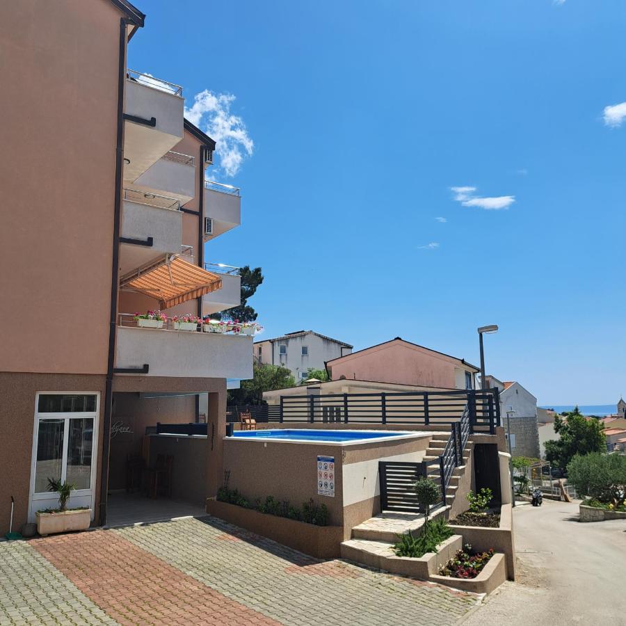 Apartments Vila Adrijana & Fitness Studio Wolf Bv Baška Voda Εξωτερικό φωτογραφία