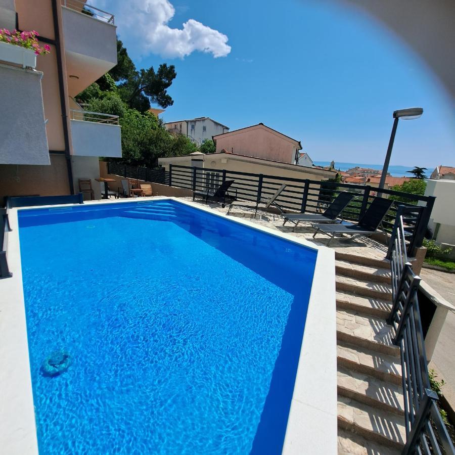 Apartments Vila Adrijana & Fitness Studio Wolf Bv Baška Voda Εξωτερικό φωτογραφία