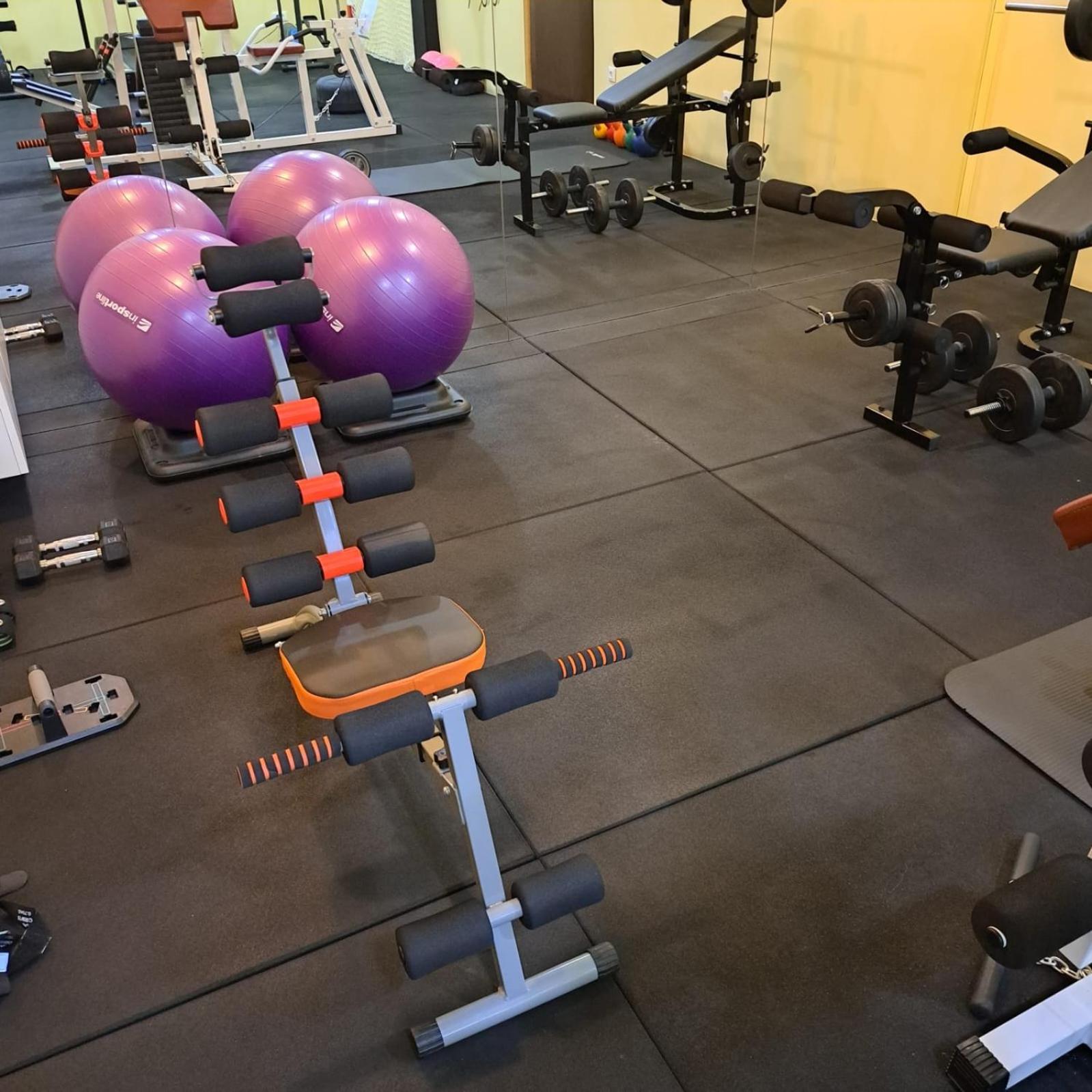 Apartments Vila Adrijana & Fitness Studio Wolf Bv Baška Voda Εξωτερικό φωτογραφία