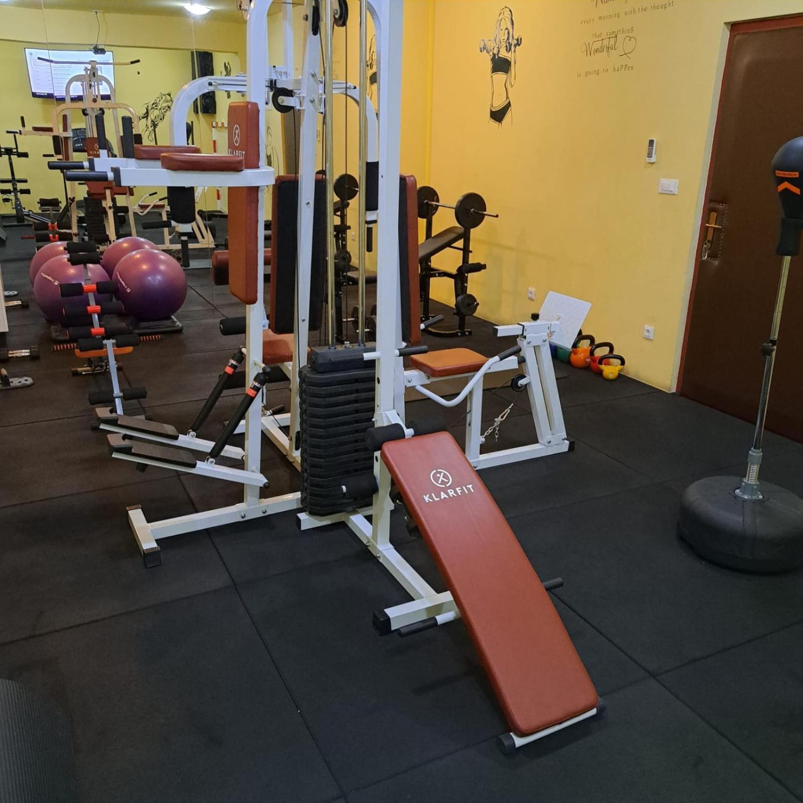 Apartments Vila Adrijana & Fitness Studio Wolf Bv Baška Voda Εξωτερικό φωτογραφία