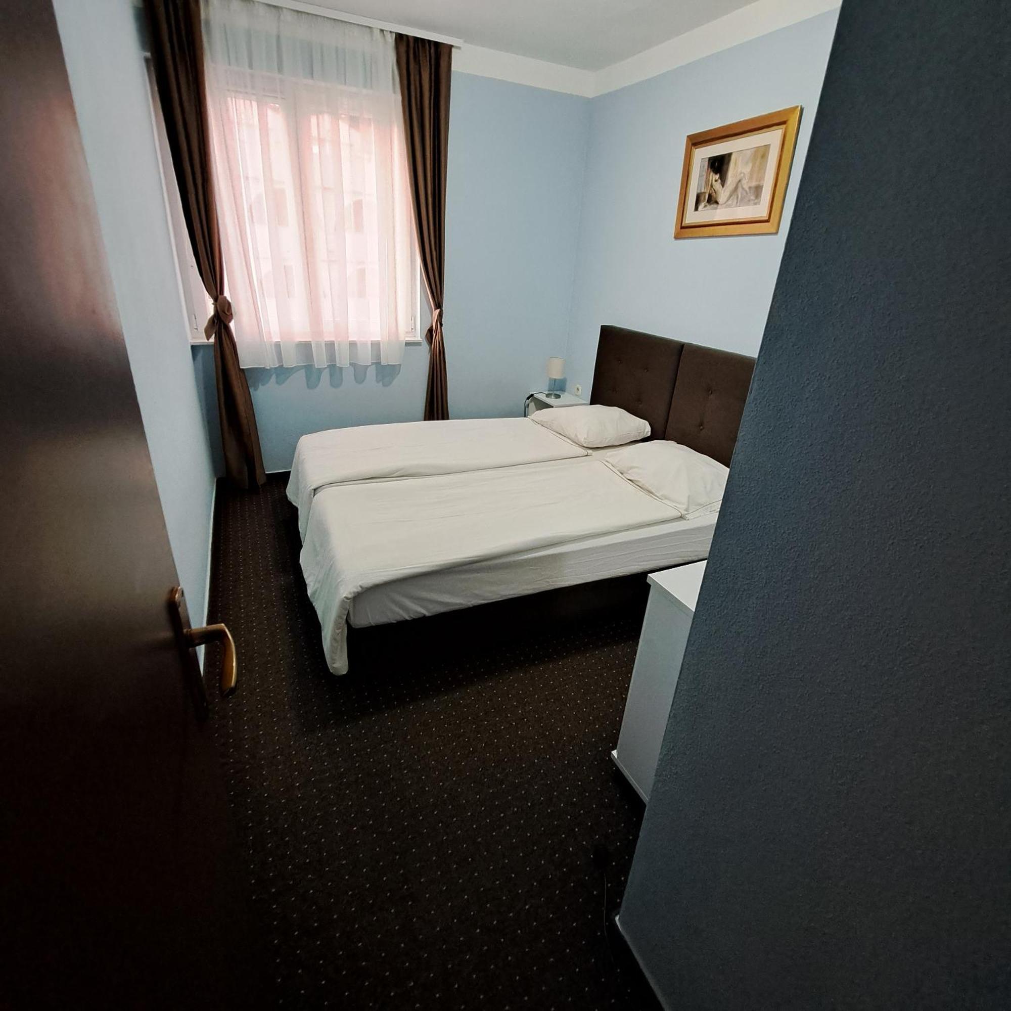 Apartments Vila Adrijana & Fitness Studio Wolf Bv Baška Voda Εξωτερικό φωτογραφία