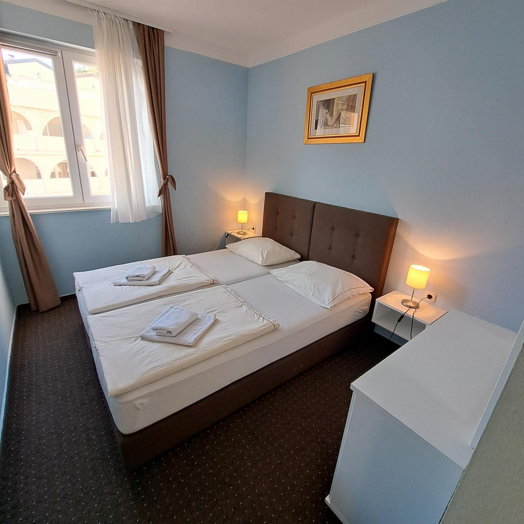 Apartments Vila Adrijana & Fitness Studio Wolf Bv Baška Voda Εξωτερικό φωτογραφία