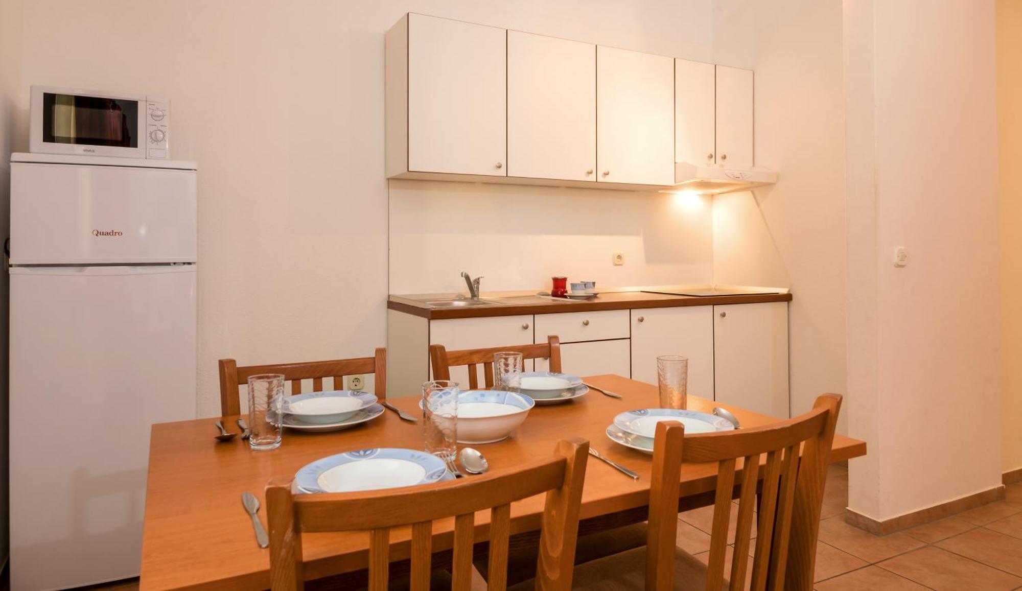 Apartments Vila Adrijana & Fitness Studio Wolf Bv Baška Voda Εξωτερικό φωτογραφία