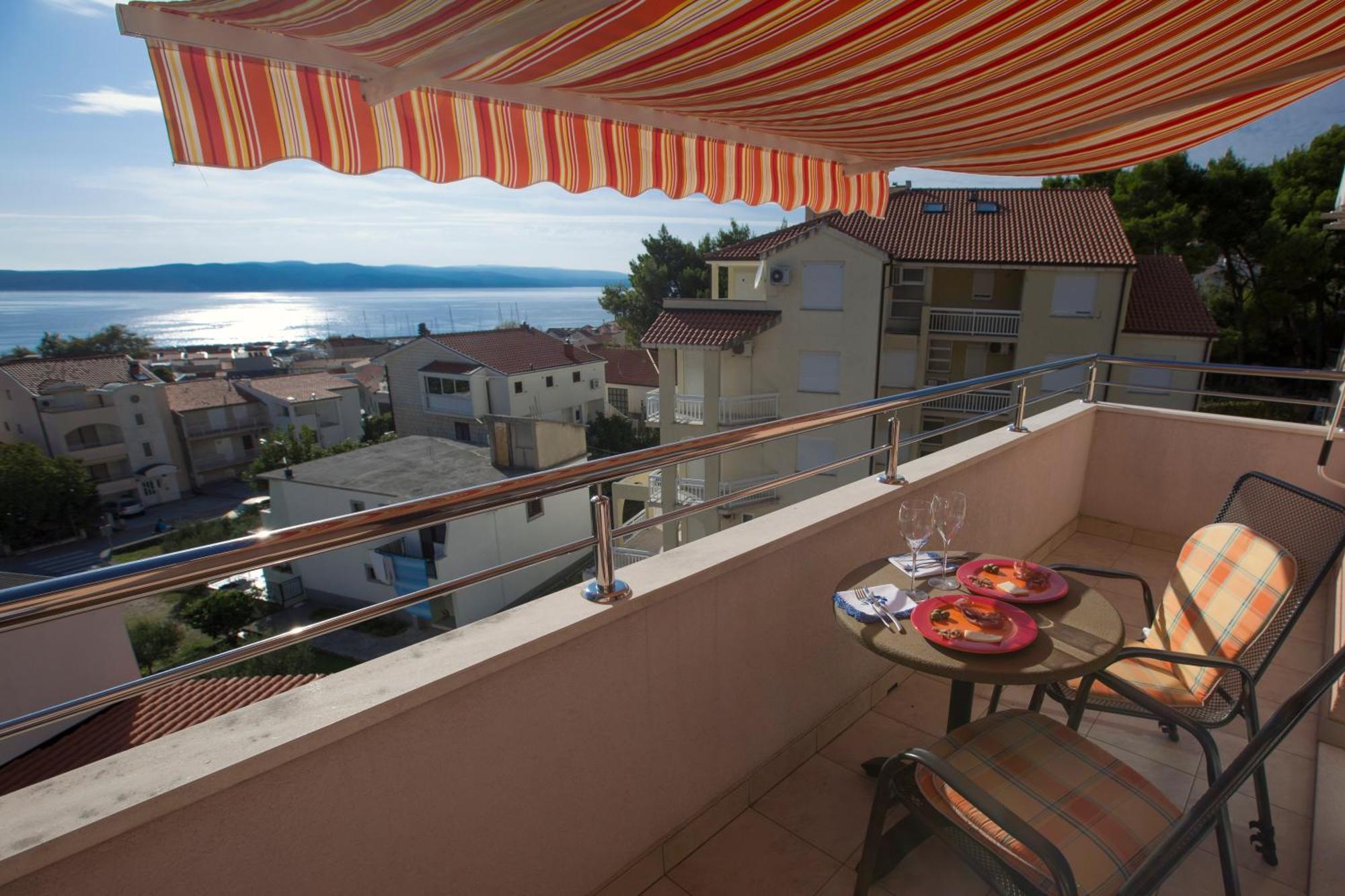 Apartments Vila Adrijana & Fitness Studio Wolf Bv Baška Voda Εξωτερικό φωτογραφία