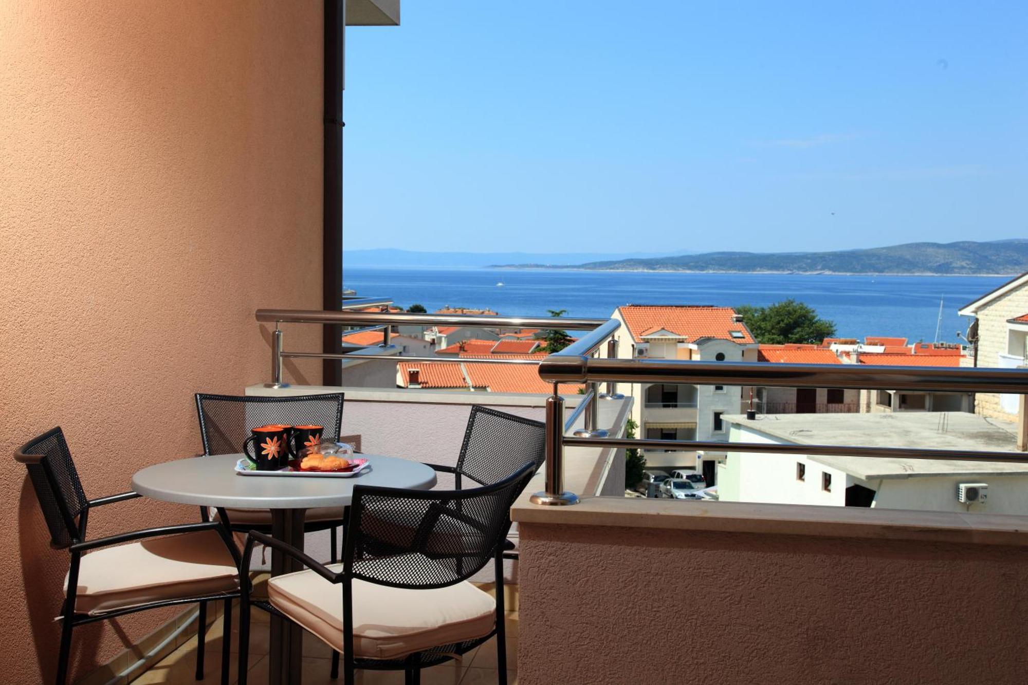 Apartments Vila Adrijana & Fitness Studio Wolf Bv Baška Voda Εξωτερικό φωτογραφία